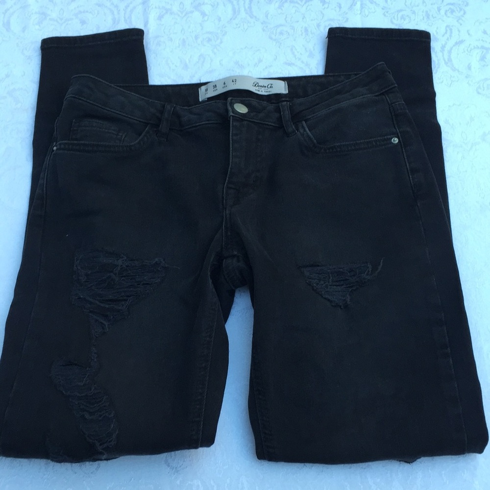 (Denim Co.) Black Jeans size 6. Skinny Leg